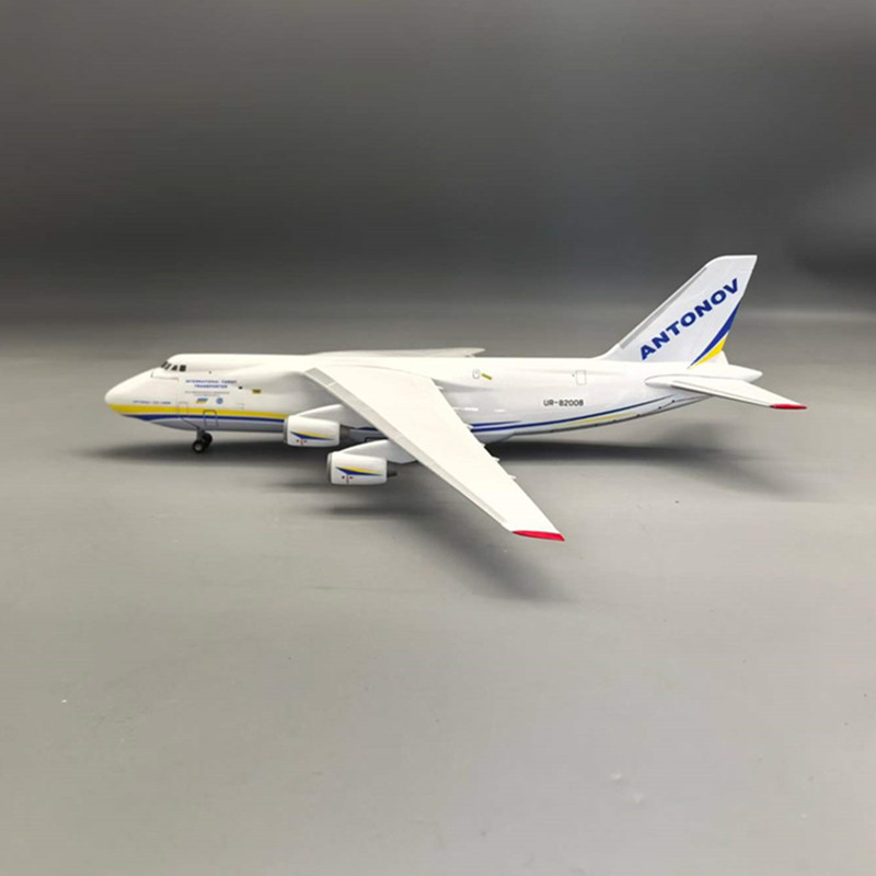 Model Kit Ukraine - Modellino in Scala 1/165 dell'Aereo di