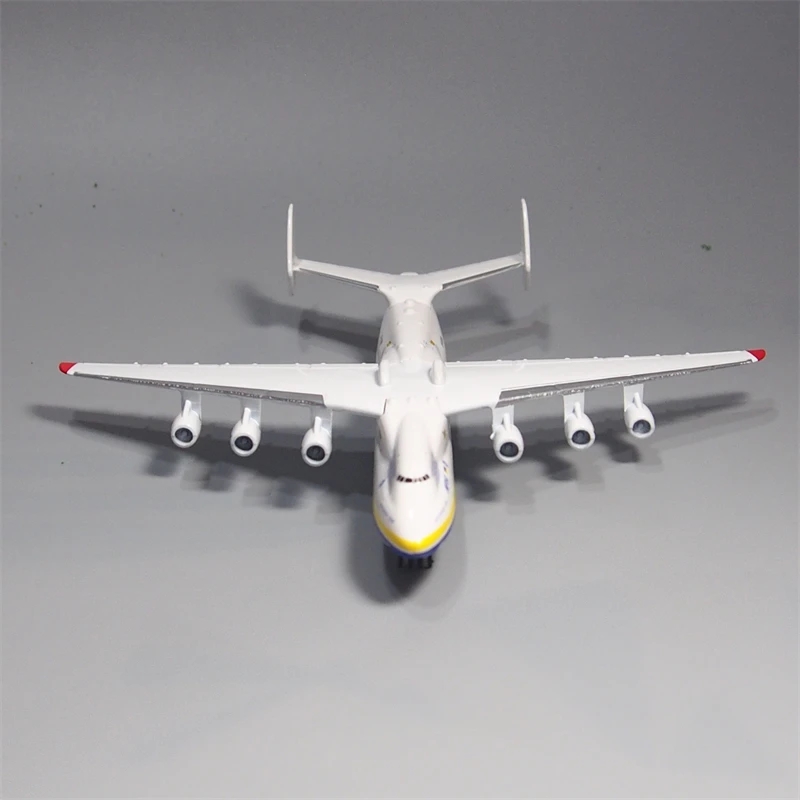 ANTONOV 225 Airlines Ucraina A - Model Kit Ukraine recensione e prezzo